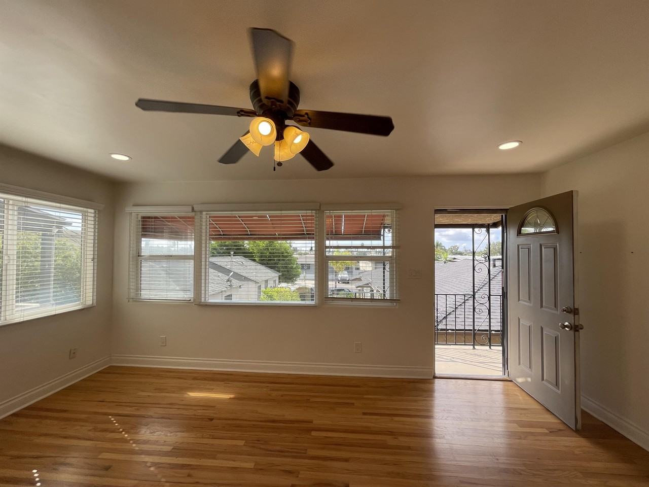 4473 1/2 Euclid Ave #4473-1-2A - Photo 3 of 24