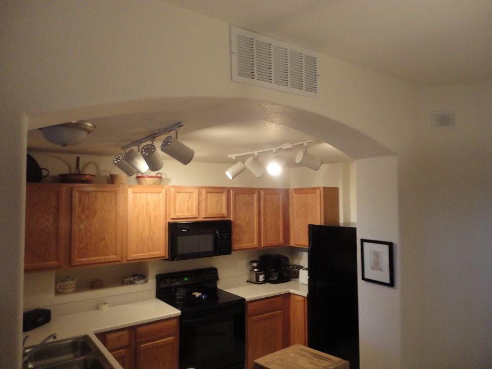 1549 S Florence Way - Photo 2 of 6