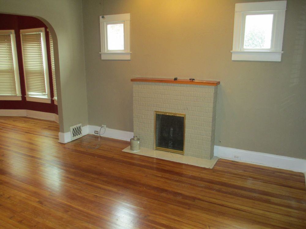 1212 S Lincoln St - Photo 2 of 19