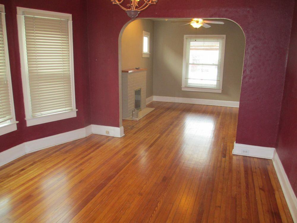 1212 S Lincoln St - Photo 3 of 19