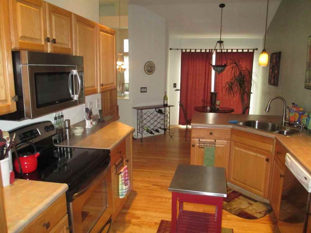 10068 E Hawaii Pl - Photo 3 of 19