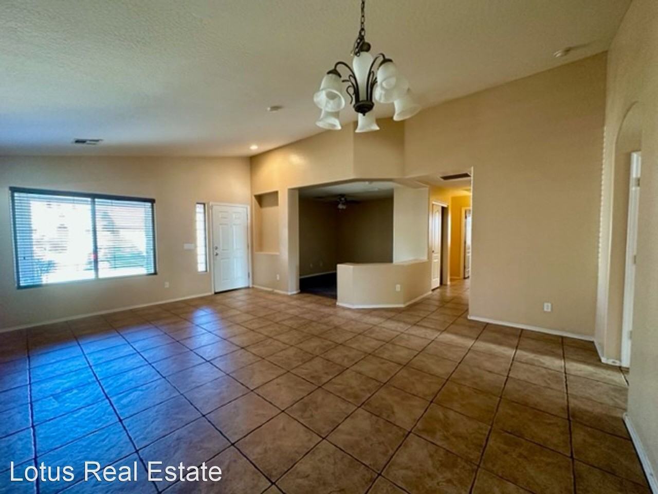5261 W T Ryan Ln - Photo 2 of 22