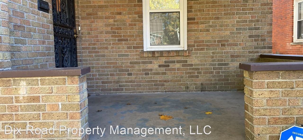 6620 Highland Ave - Photo 3 of 43