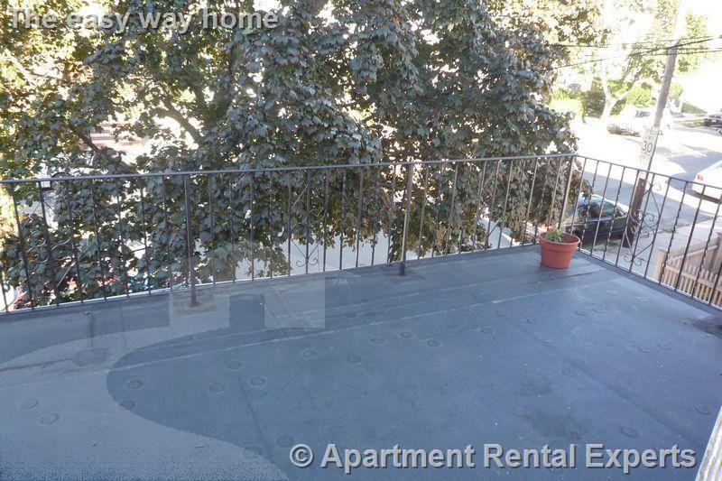 569 Main St #2 - Photo 5 of 13