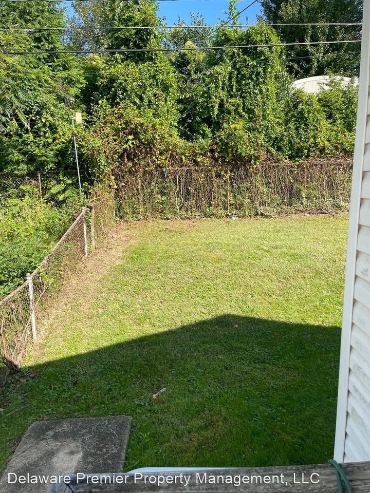 707 Appletree Ct - Photo 2 of 26