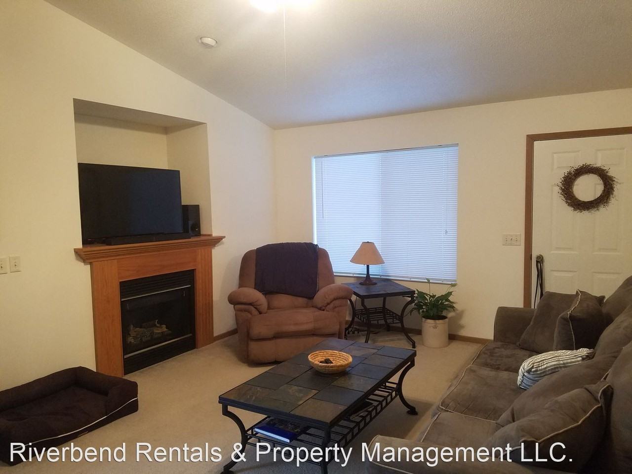 13193-13195 43rd Ave - Photo 3 of 12