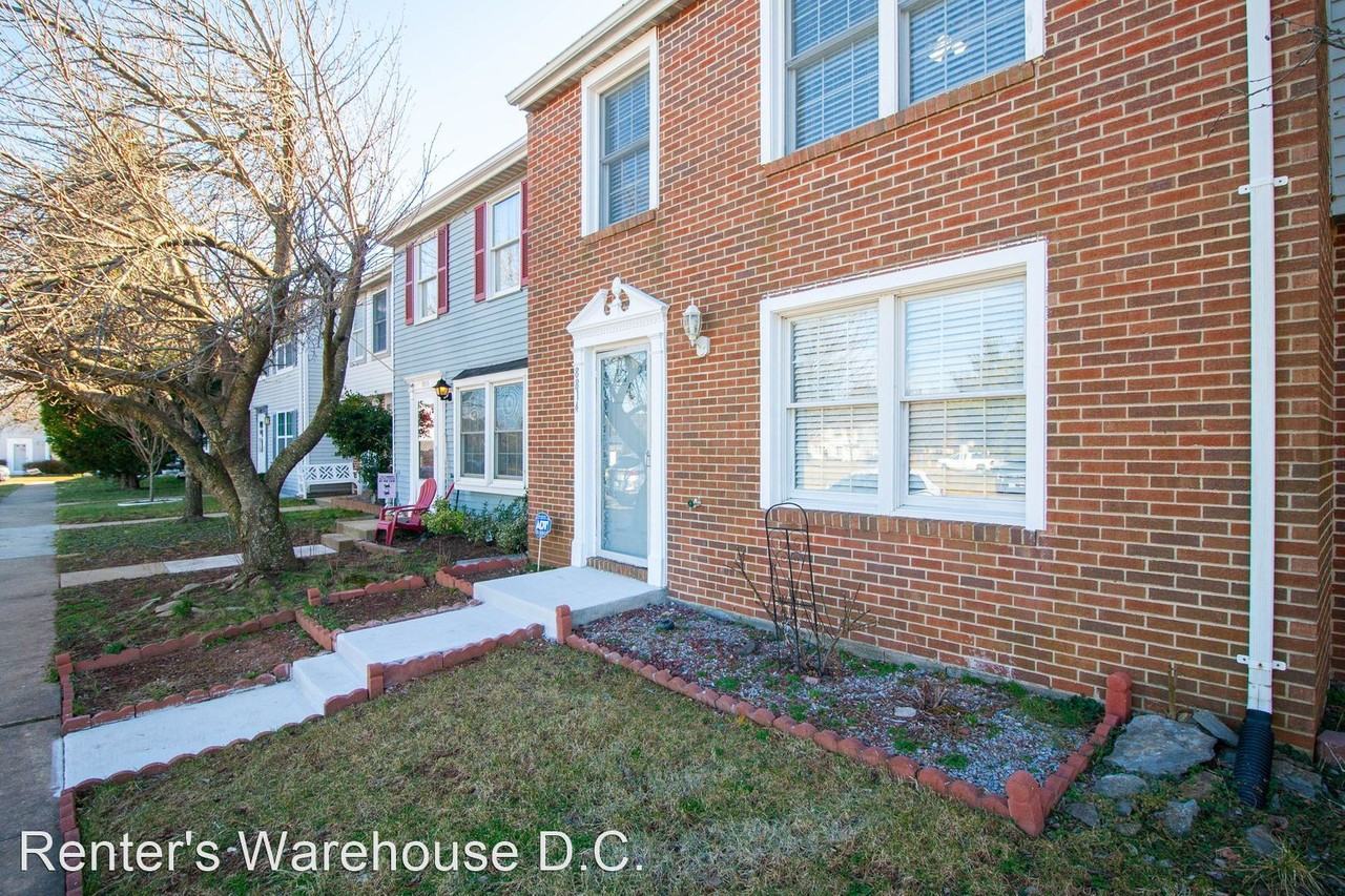 8814 Middleburg Ct - Photo 2 of 50
