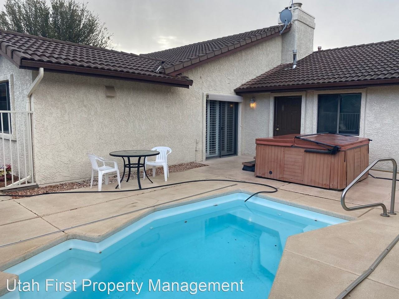 1810 W Grand View Dr - Photo 3 of 16