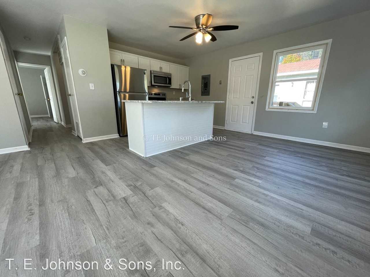 406 Mason St - Photo 3 of 12