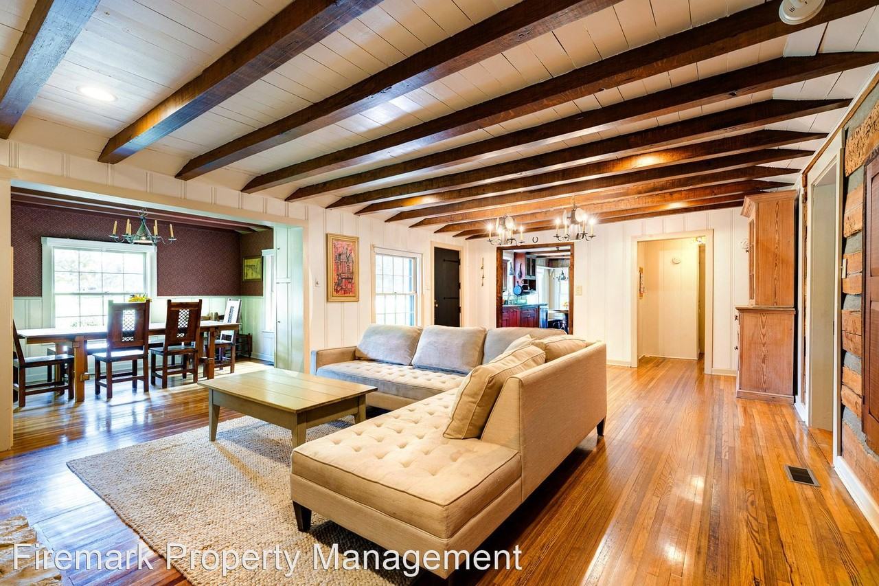 2972 Old Greenbrier Pike - Photo 3 of 34