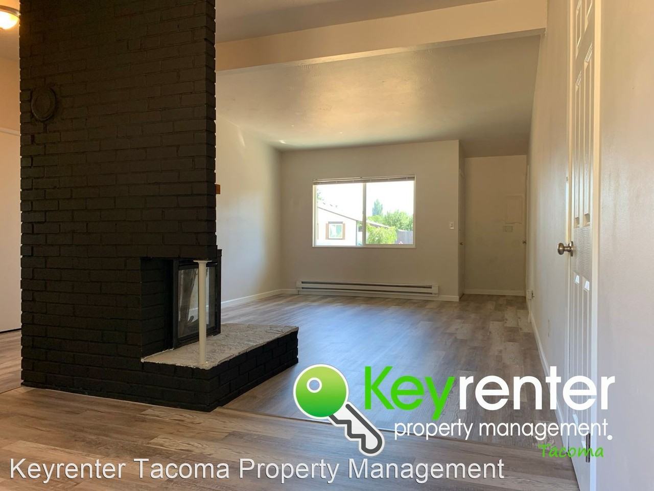 1713 S 43rd St - Photo 2 of 22