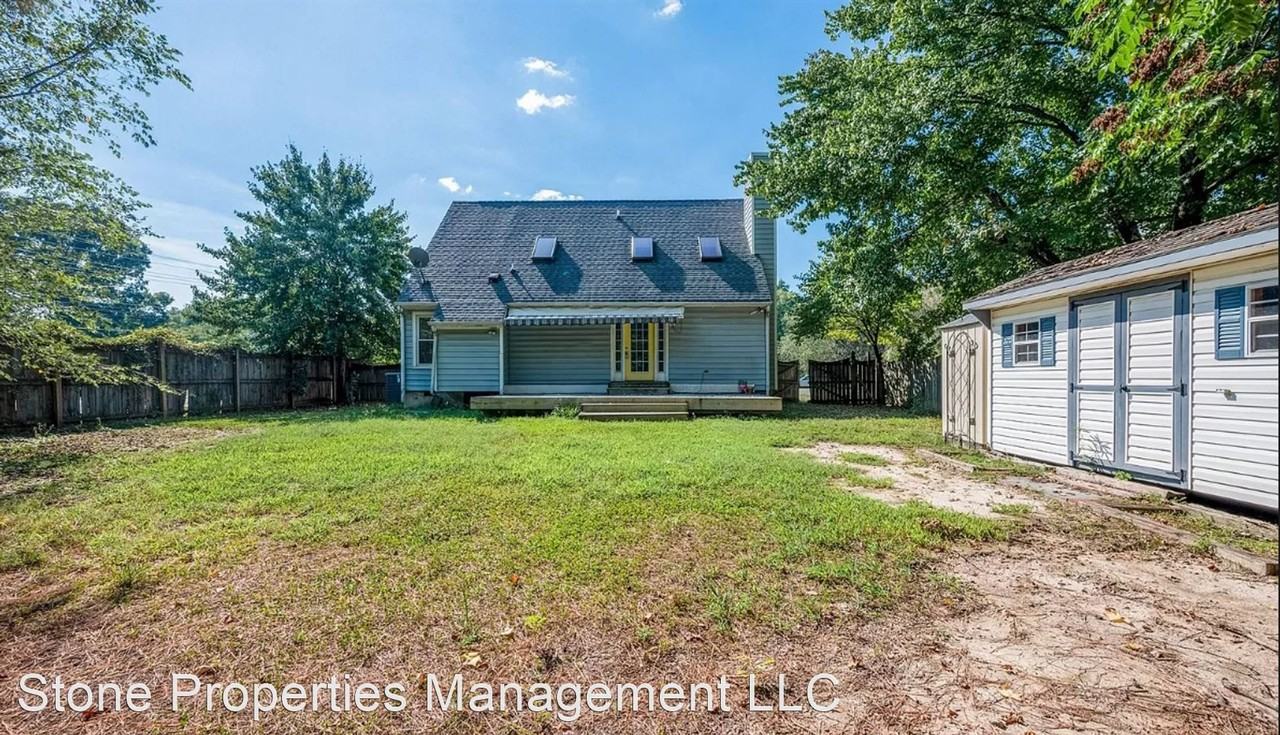 101 Swannee Dr - Photo 3 of 22