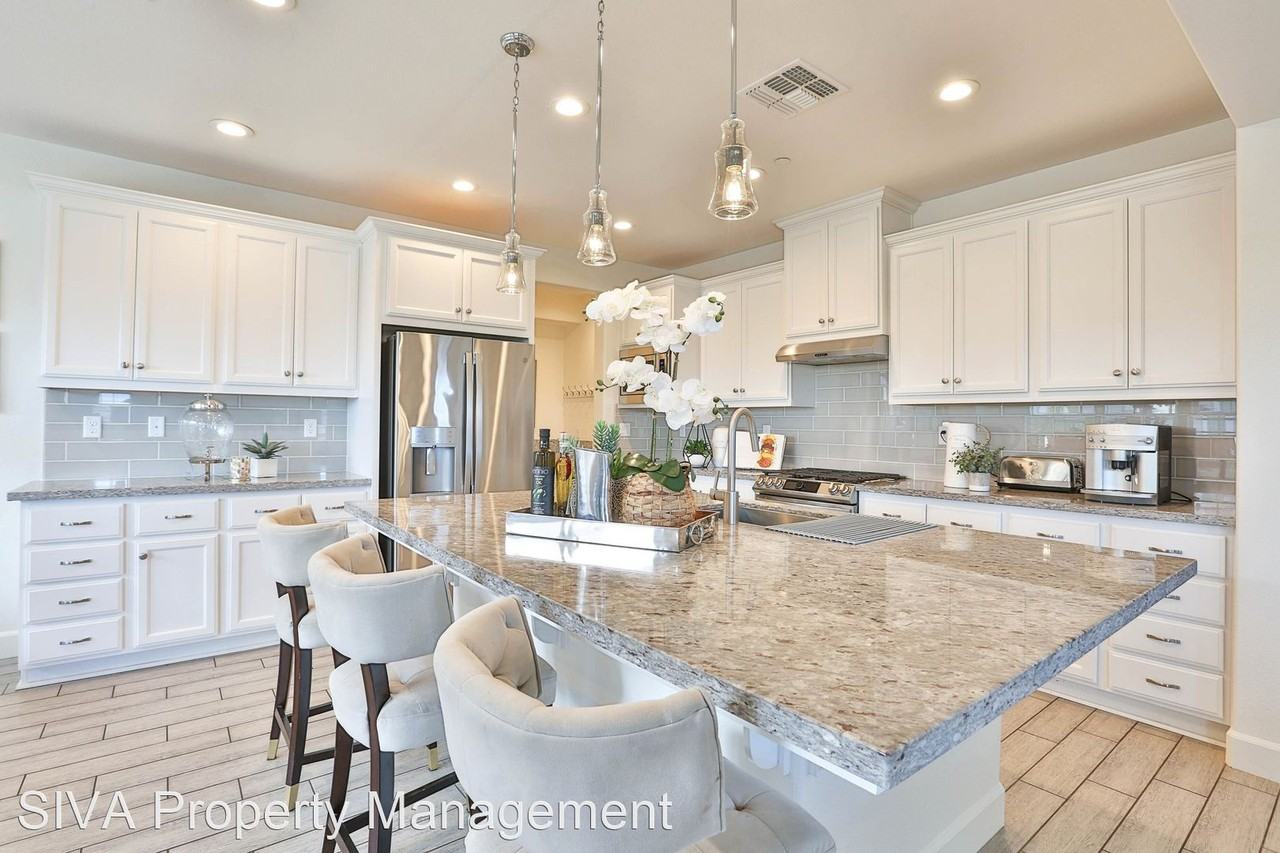1301 Morning Star Dr - Photo 2 of 10