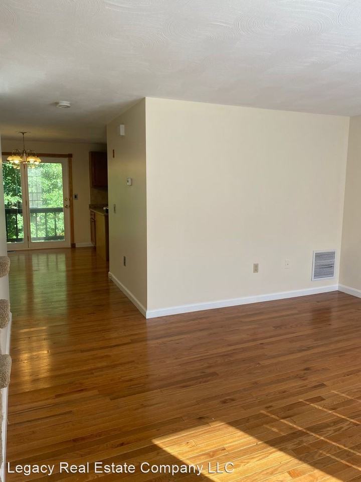 23 Sanwood Dr - Photo 3 of 9