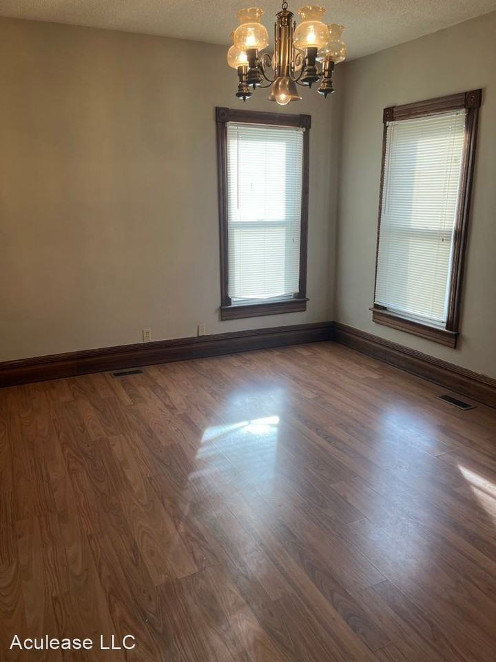 200 Old Main St - Photo 2 of 13