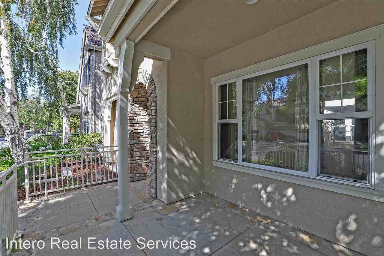 1052 Garrity Way - Photo 3 of 50