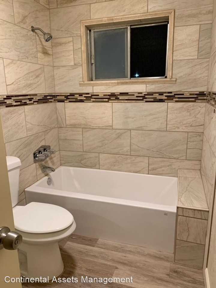 Hacienda Plaza Apartments - Photo 3 of 7