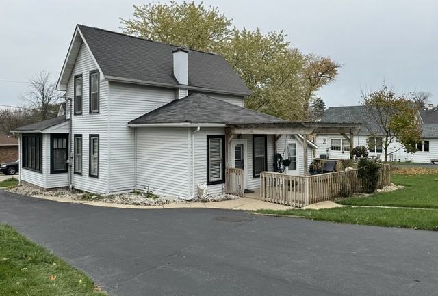318 Park Ave - Photo 3 of 31