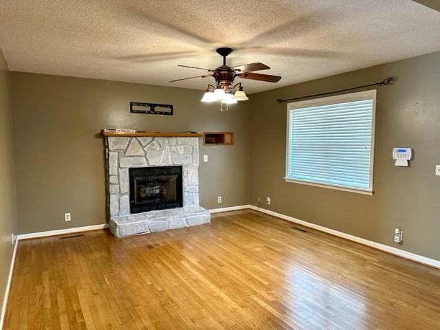 220 Ellis Cir - Photo 2 of 15