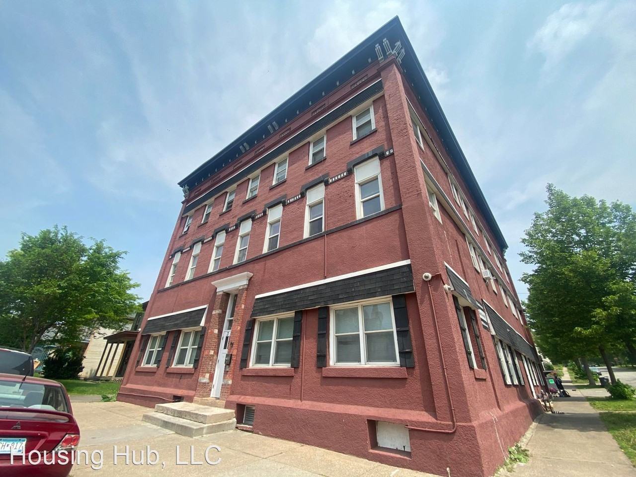 348 Maria Ave - Photo 3 of 26