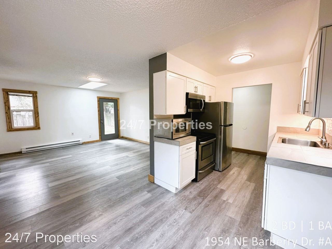 1954 NE Barberry Dr. Apartments 1954 Ne Barberry Dr, Hillsboro, OR