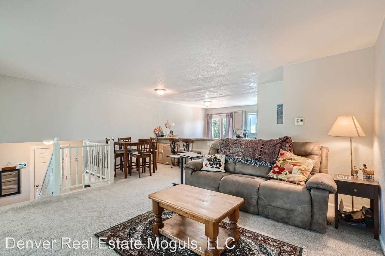 1116 Fern St - Photo 3 of 27