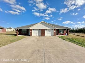 5818 HAMZA Cir  