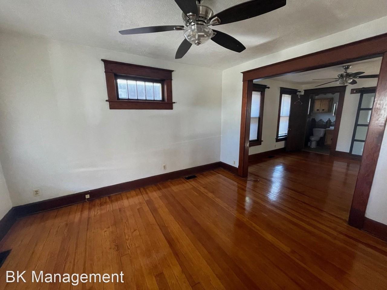 1723 Meharry St - Photo 2 of 15