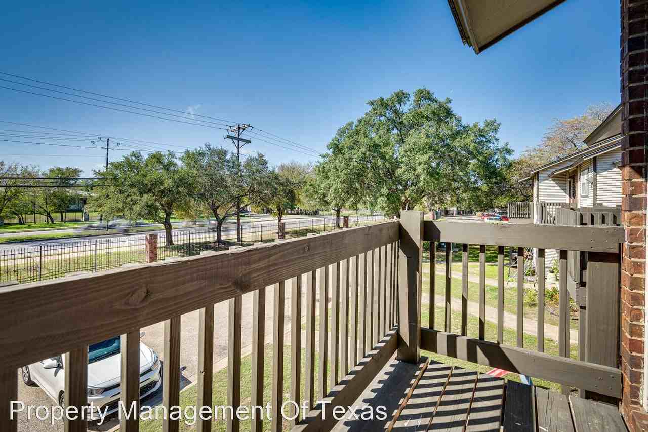 1834 River Crossing Cir #E, Austin, TX 78741 2 Bedroom House for  $1,695/month - Zumper