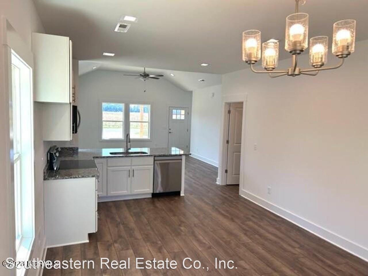 818 W Bridgers St - Photo 2 of 7