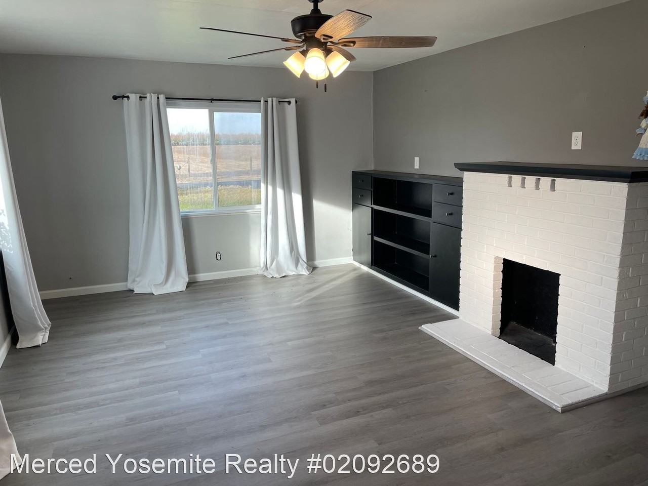 7951 Palm Ave - Photo 2 of 8