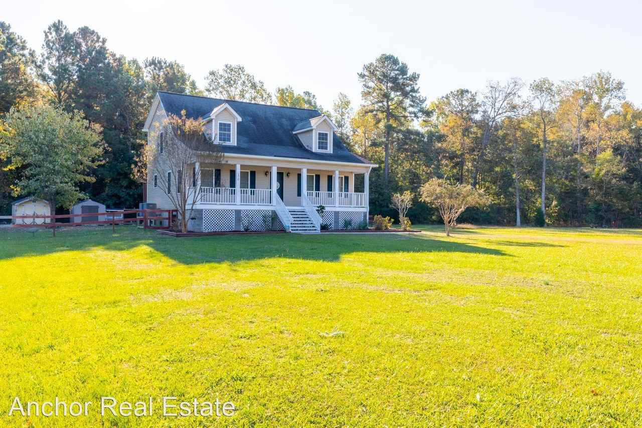 170 Godfrey Blvd - Photo 2 of 31