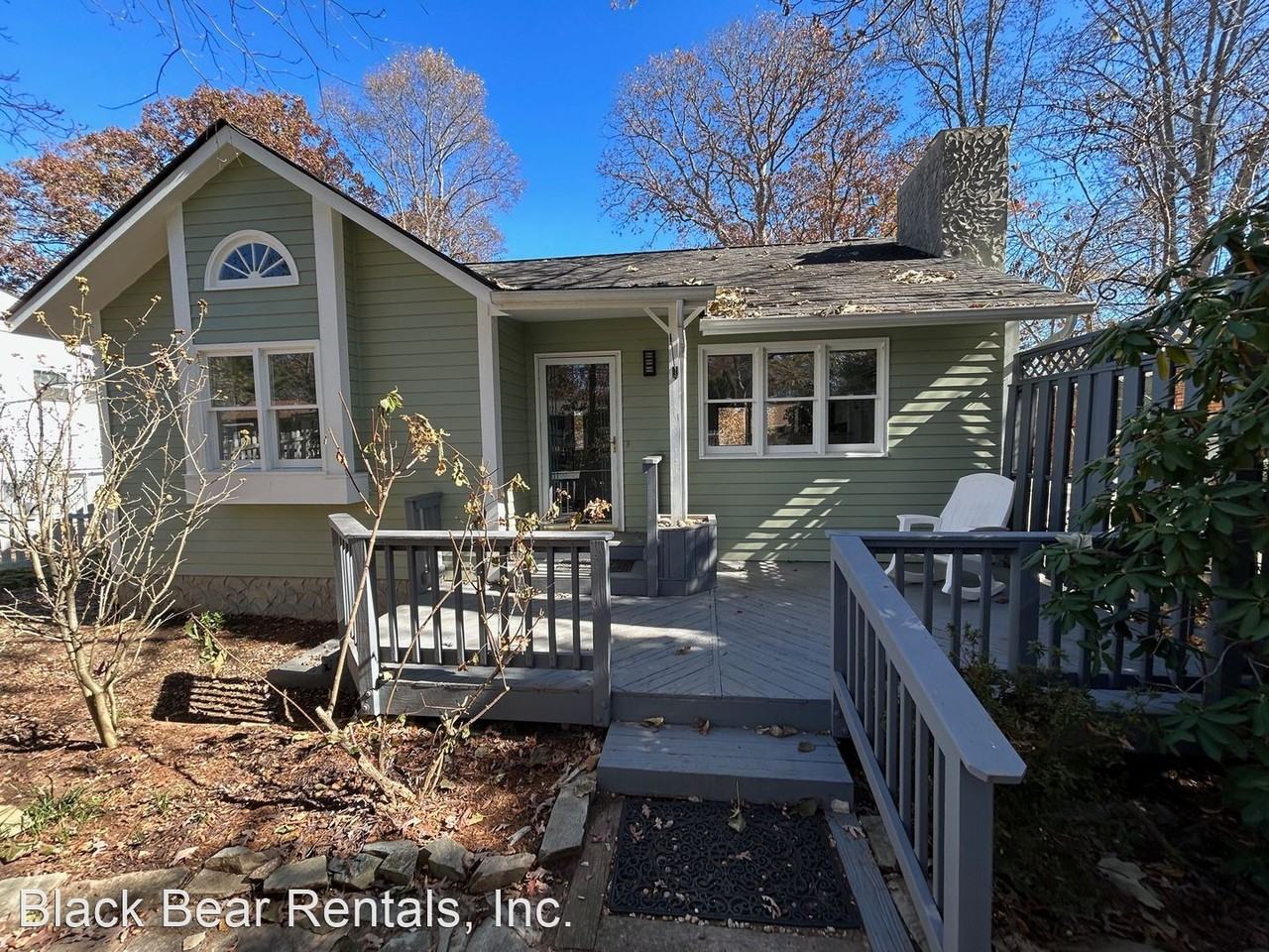 12 Waverly Ct - Photo 2 of 50