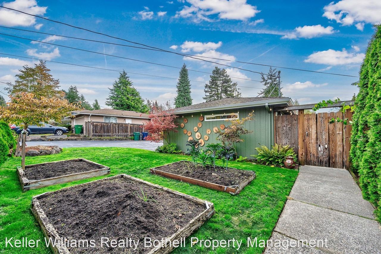 6706 232nd St Sw - Photo 2 of 18