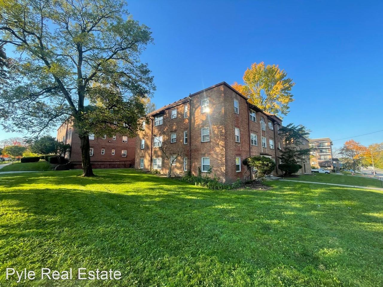 2445 W. Bancroft St. Apartments 2445 W Bancroft St, Toledo, OH 43607