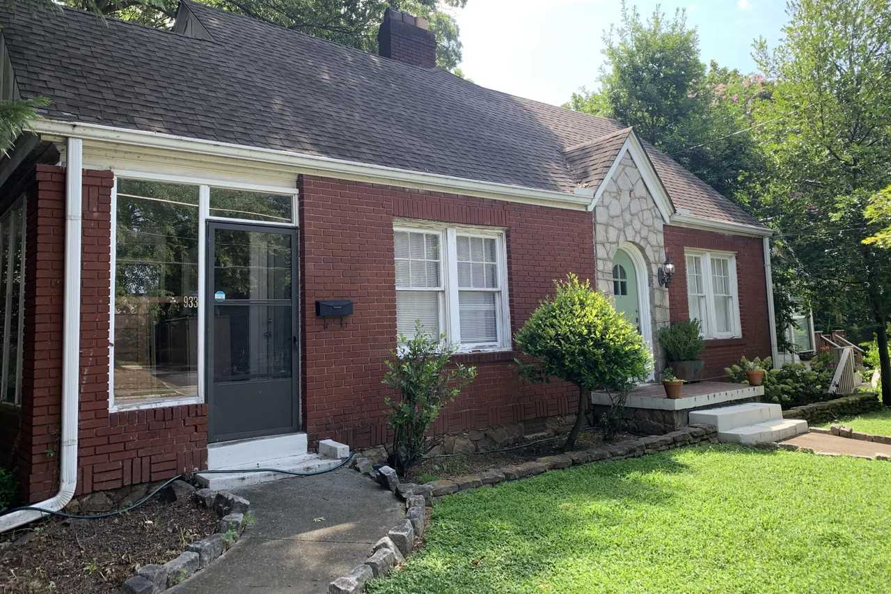 933 Ponce De Leon Pl Ne - Photo 2 of 12