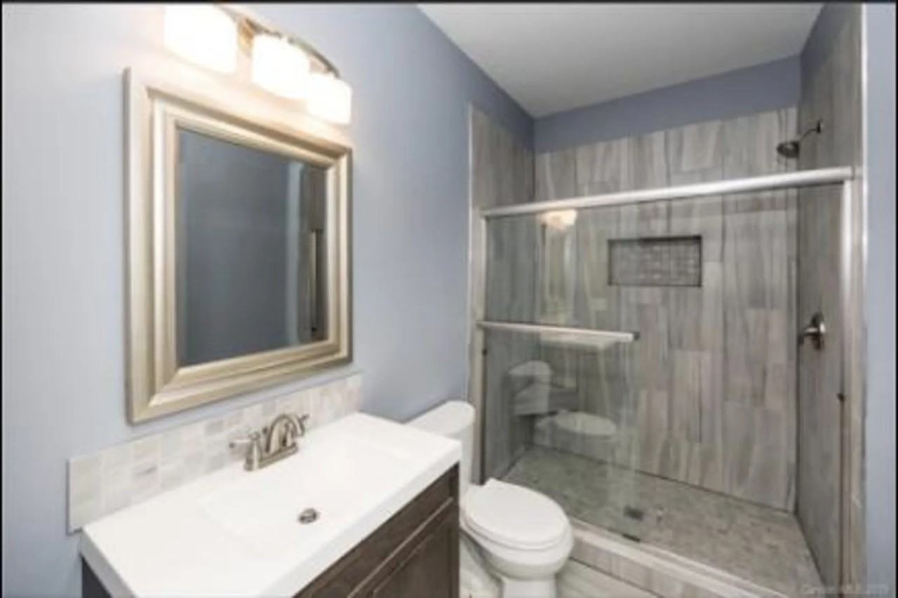 410 Katonah Ave - Photo 2 of 11