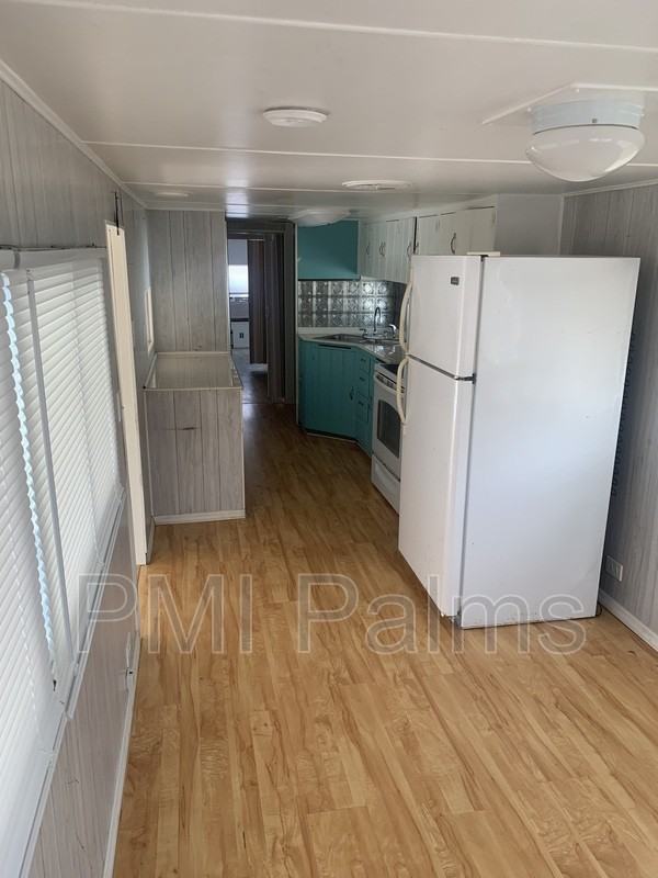 2051 Orange Dr - Photo 2 of 7