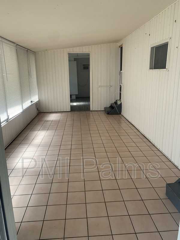 2051 Orange Dr - Photo 3 of 7