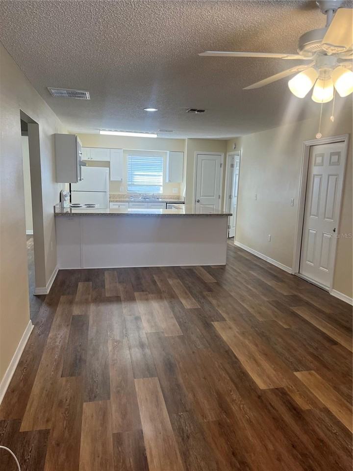 1420 Gibsonia Galloway Rd - Photo 2 of 9