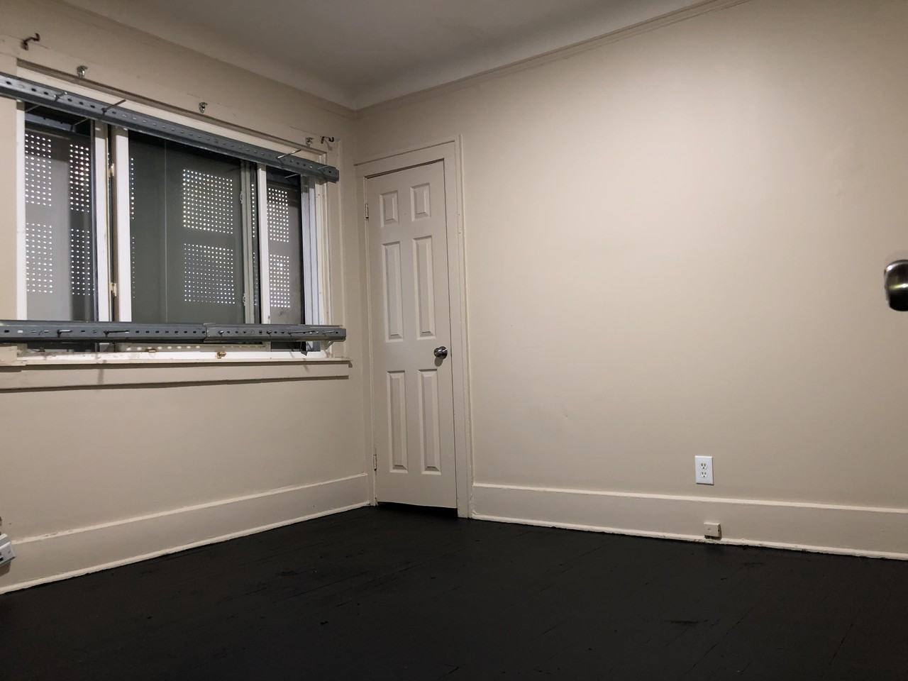 14567 Mettetal St - Photo 2 of 7