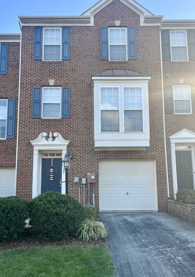 45 Monte Carlo Way - Photo 2 of 40