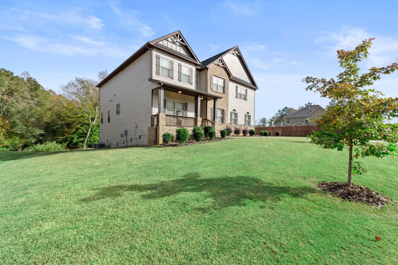 525 Twelve Oaks Dr - Photo 3 of 50