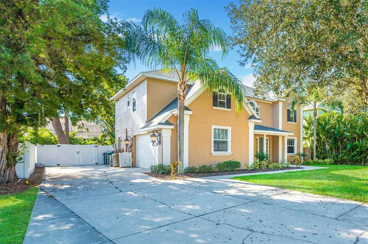 4010 West Swann Avenue - Photo 2 of 33