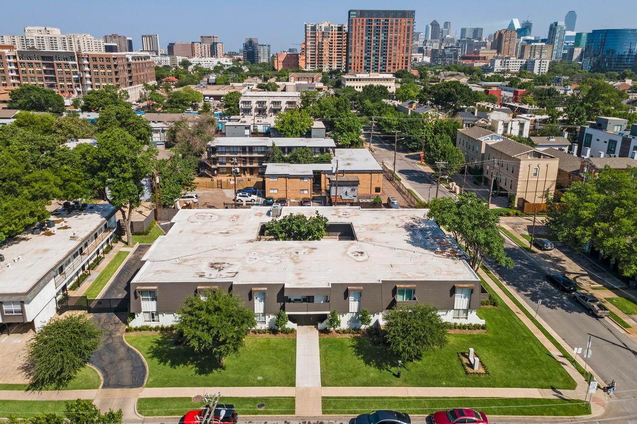 2808 throckmorton - Photo 2 of 2