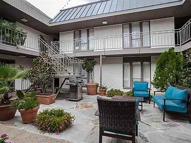 4300 Congress ( The Douglas) - Photo 2 of 2