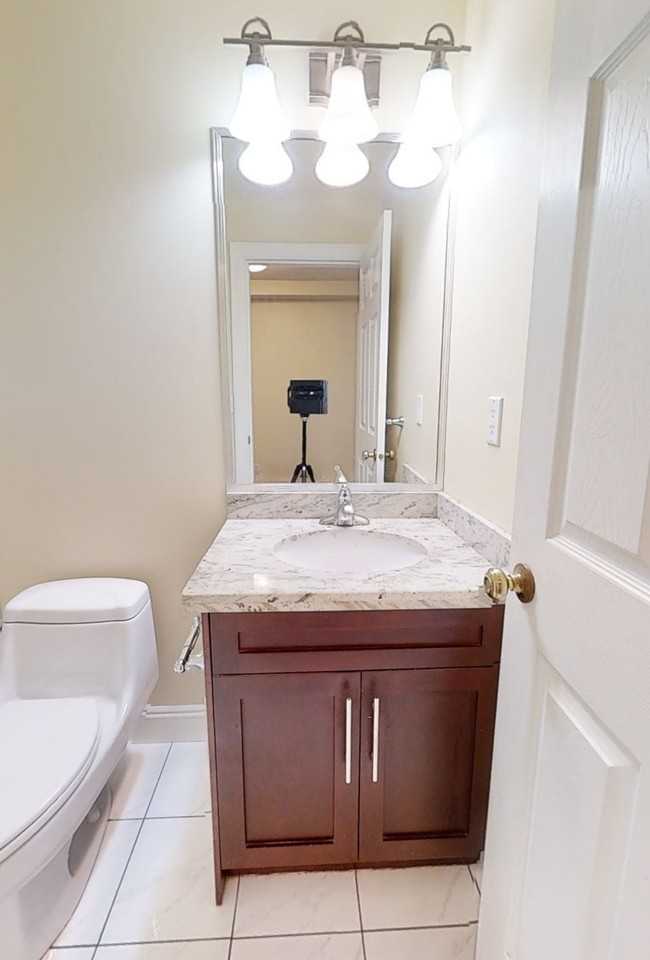 3329 155B Street - Photo 2 of 7