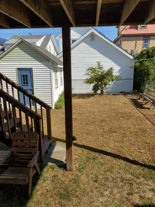 219 W Maple Ave #1stFL - Photo 2 of 8