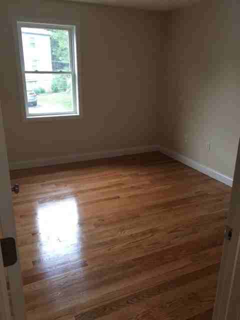 87 Pine St - Photo 7 of 9