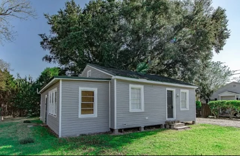 2581 W Main St - Photo 2 of 21